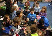 Pleine conscience et méditation feront partie du programme de 370 écoles en Angleterre enfants-72U6769-9577